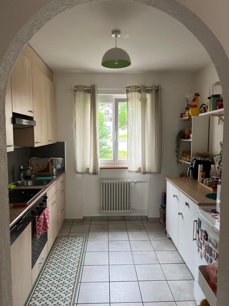 Appartement de 3 pièces avec balcon et vue dégagée (3)