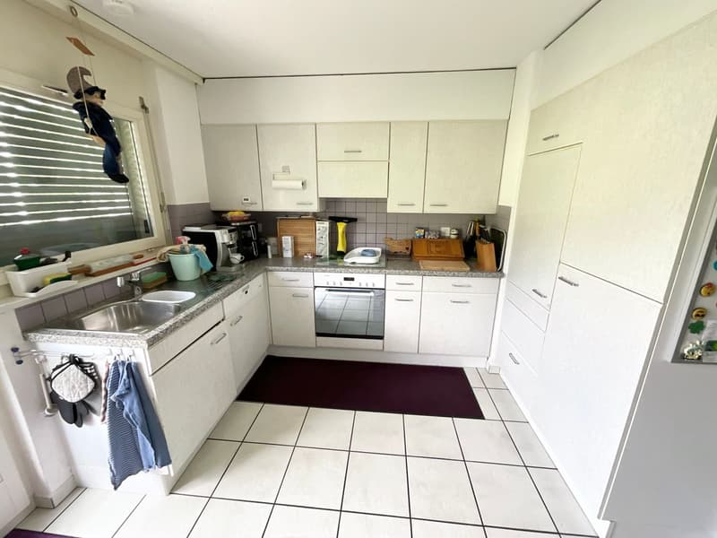 Spacieux appartement de 4,5 pièces avec terrasse et balcon (2)