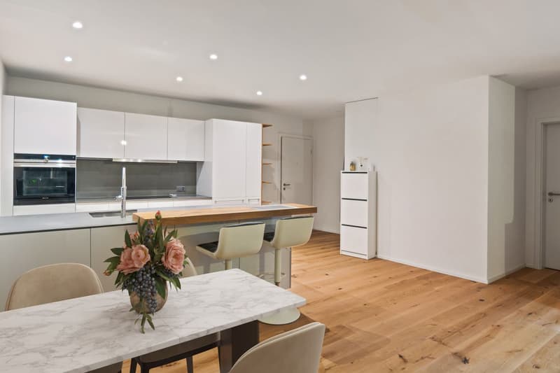 Appartement 3.5 pièces récent avec balcon et place couverte (3)