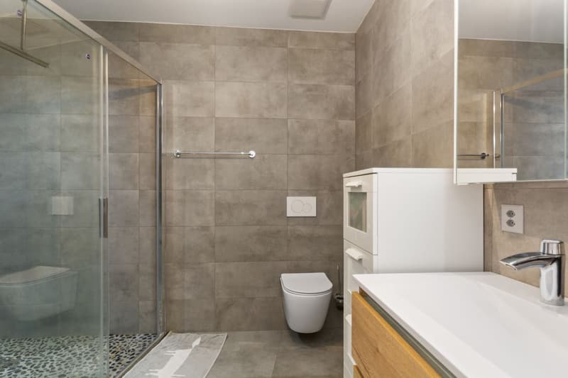 Appartement 3.5 pièces récent avec balcon et place couverte (9)