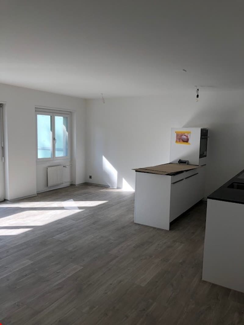 Im Spiegel moderne 3-Zimmerwohnung mit Gartensitzplatz (3)
