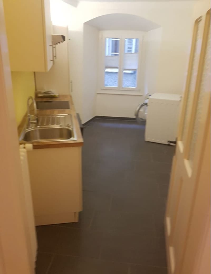 Charmante 3.5-Zimmer-Wohnung im Altbau in Brig-Glis – sofort verfügbar! (4)