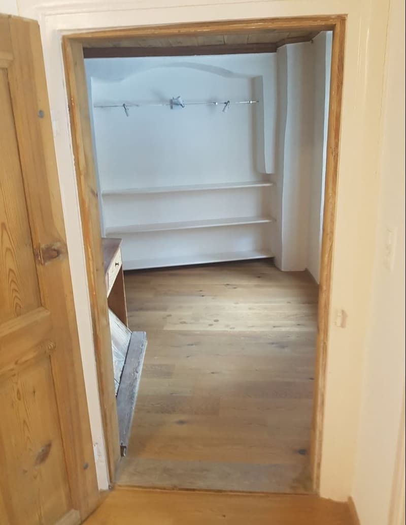 Charmante 3.5-Zimmer-Wohnung im Altbau in Brig-Glis – sofort verfügbar! (8)