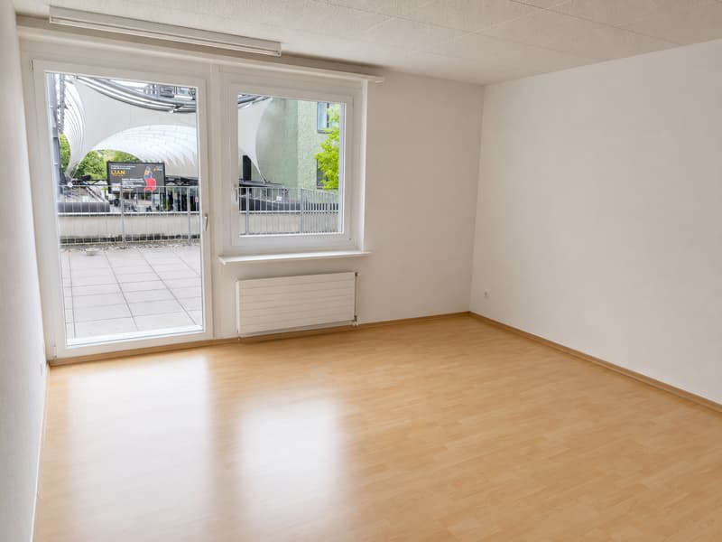 Geräumige 6.5 Zimmerwohnung im Zentrum (4)