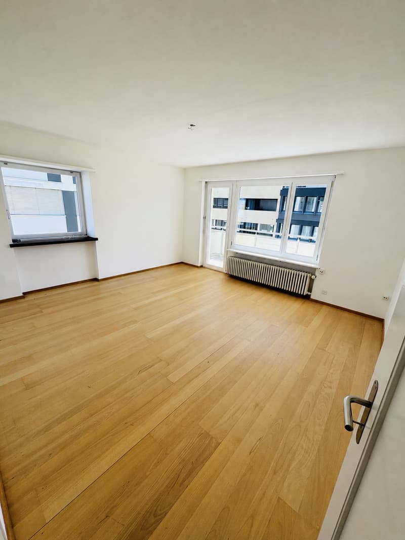 3-Zimmerwohnung mit Balkon / 4. OG mit Lift (6)