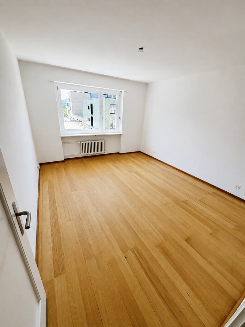 3-Zimmerwohnung mit Balkon / 4. OG mit Lift (7)