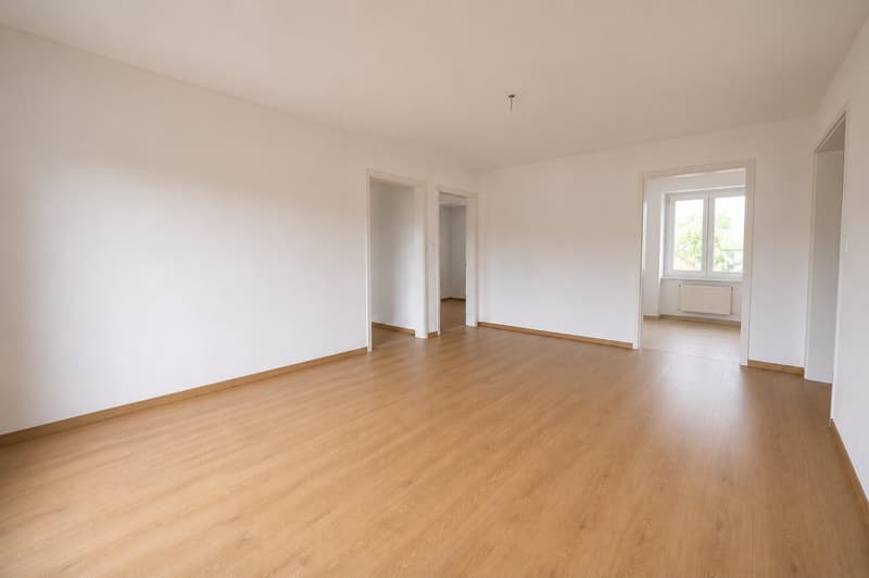3.5-Zimmer-Eigentumswohnung mit Balkon – viel Potenzial zum attraktiven Preis (3)