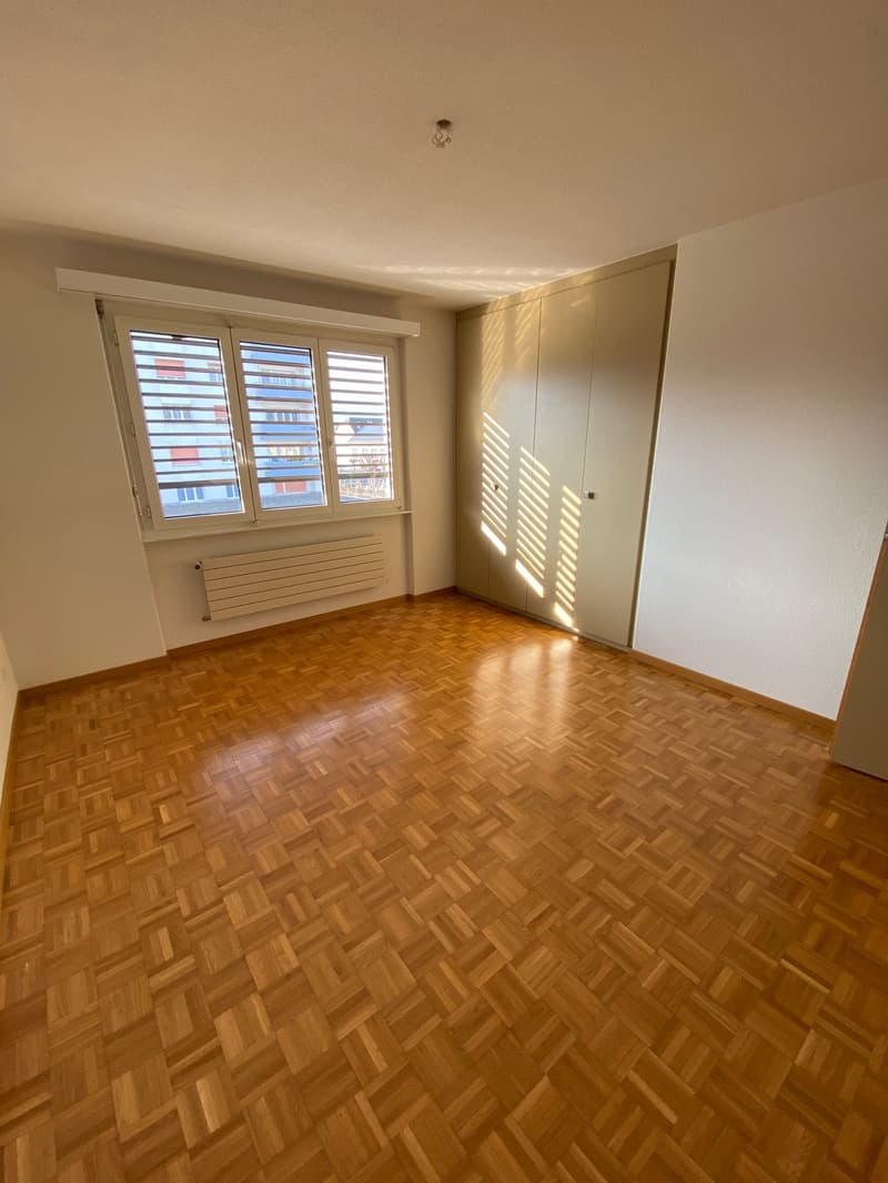 Bel appartement de 4,5 pièces au 6e étage (9)