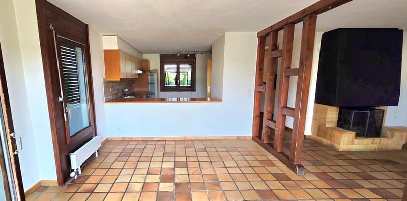 Très jolie maison mitoyenne à Delémont avec garage privé (4)