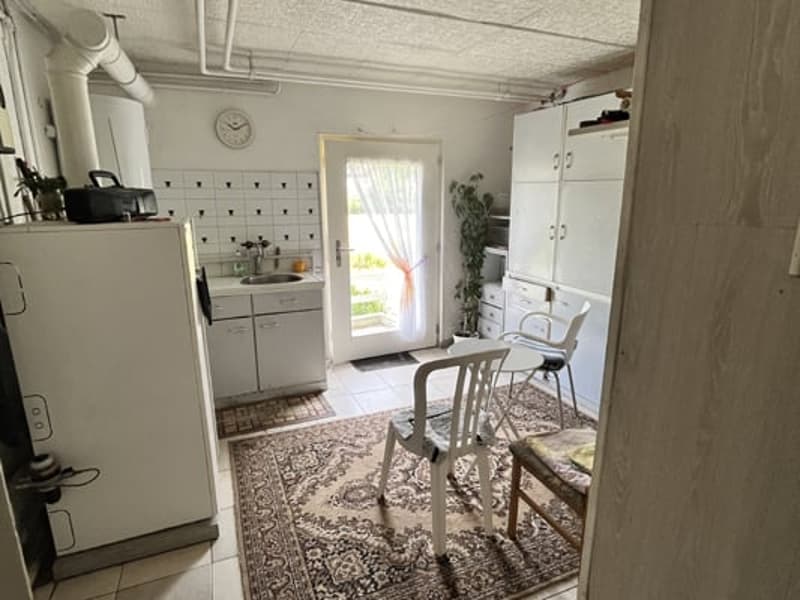 Grand bâtiment comprenant 2 logements de 5,5 pièces (21)