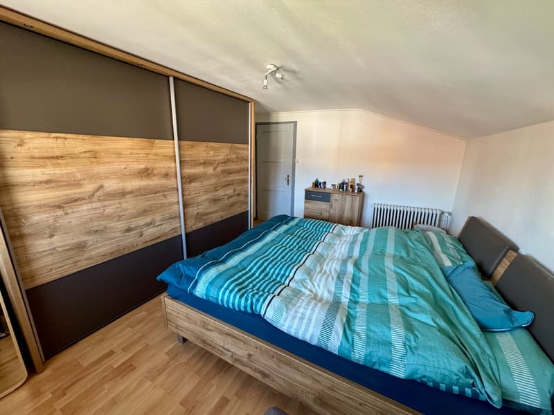 Très bel appartement de 4 pièces en duplex au 1er étage (9)