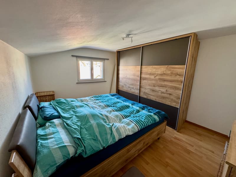 Très bel appartement de 4 pièces en duplex au 1er étage (8)