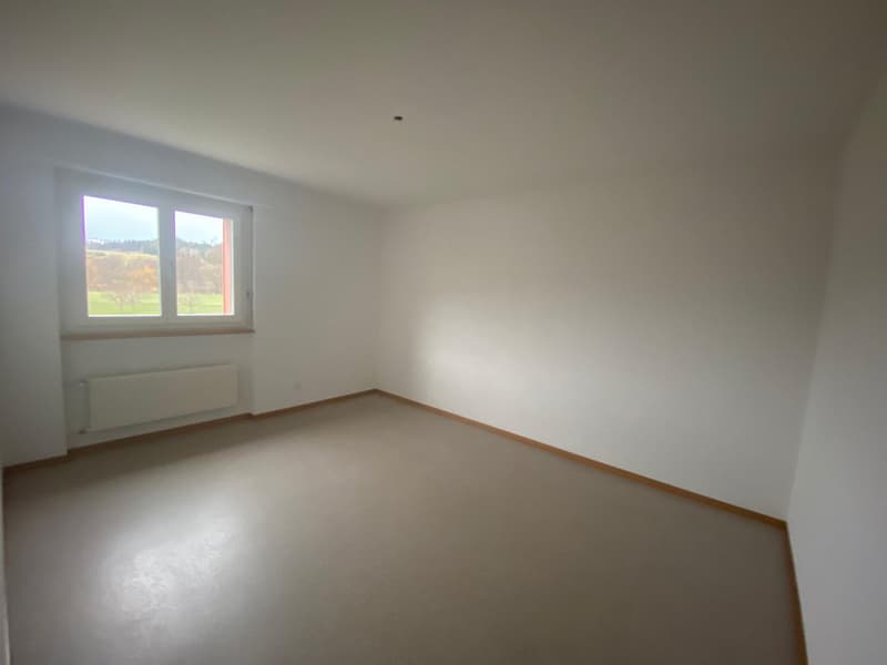 Bel appartement de 4 pièces au 2e étage (4)