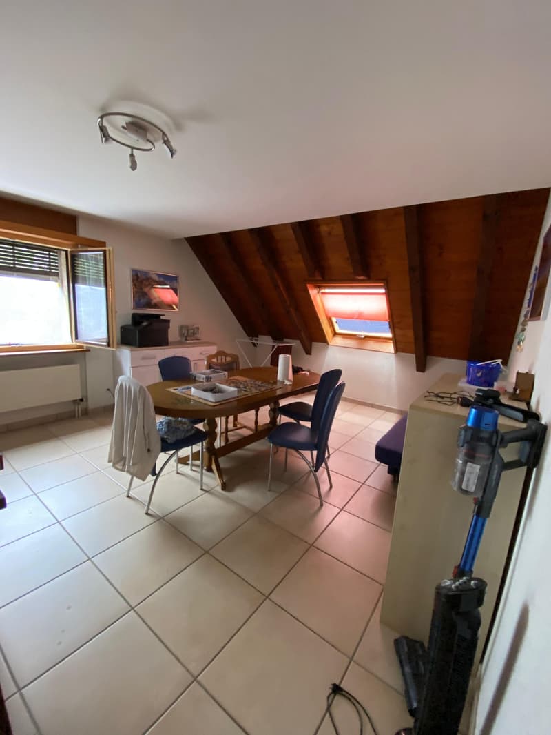 Bel appartement de 7,5 pièces au 2e étage (4)