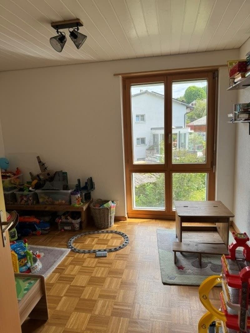 Superbe logement de 4 1/2 pièces avec parking souterrain (15)