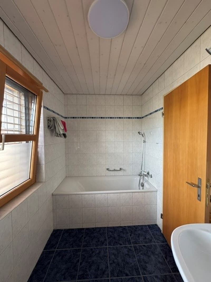 Superbe logement de 4 1/2 pièces avec parking souterrain (11)