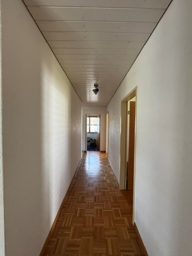 Superbe logement de 4 1/2 pièces avec parking souterrain (12)