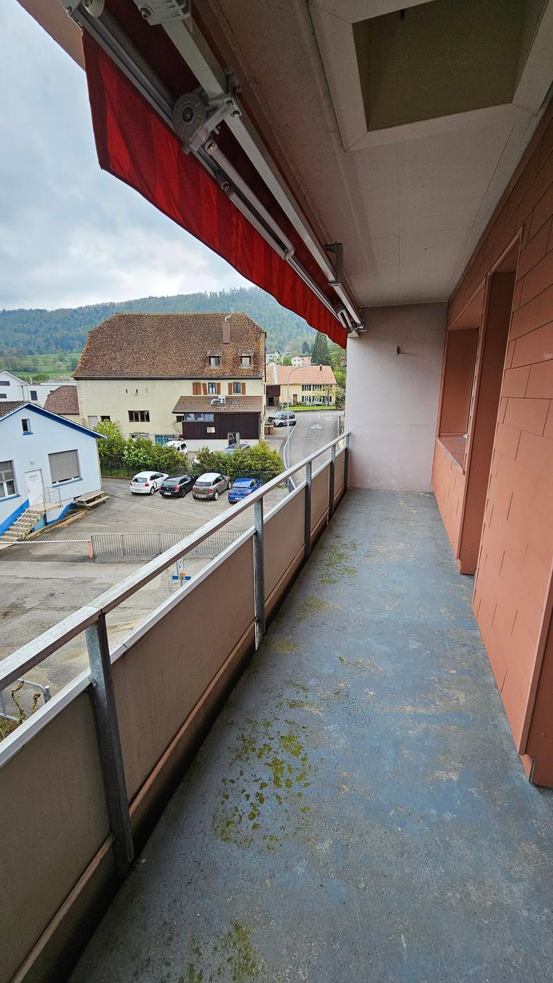 Bel appartement de 4 pièces au 2e étage (12)