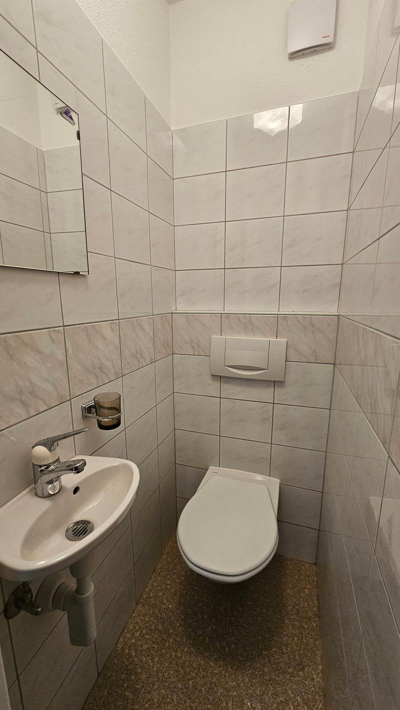 Bel appartement de 4 pièces au 2e étage (10)