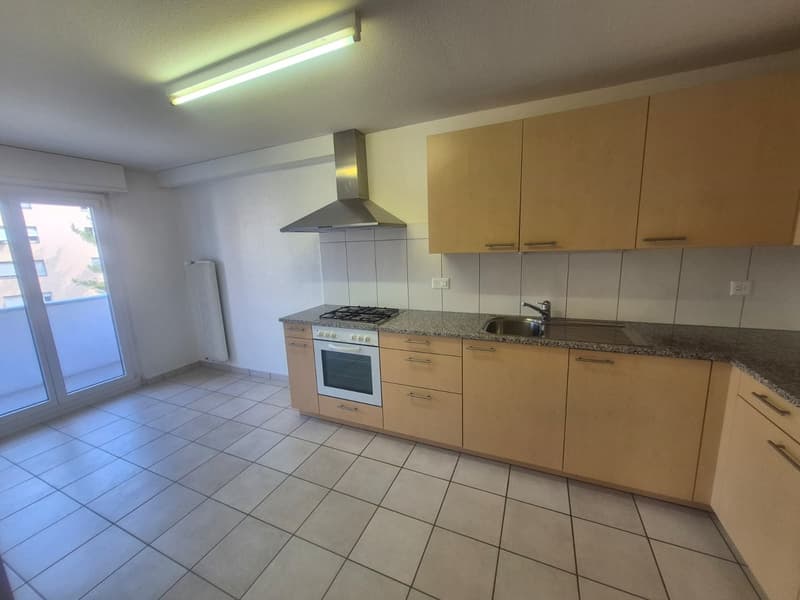 Bel et spacieux appartement de 3 pièces au 3e étage (2)