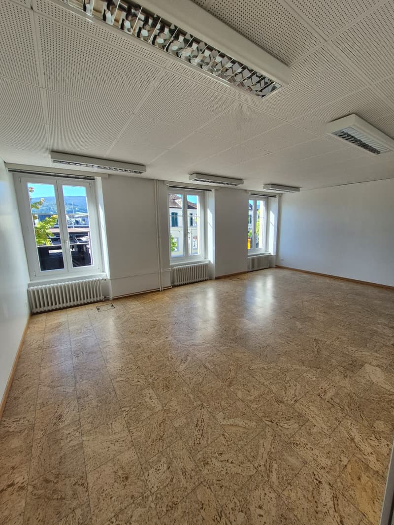 Bureaux à louer au centre ville (2)