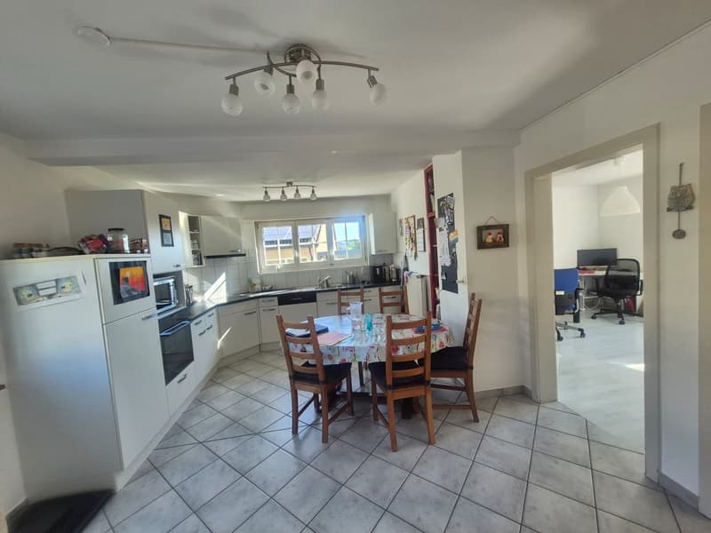 Très jolie maison jumelée de 5,5 pièces (1)