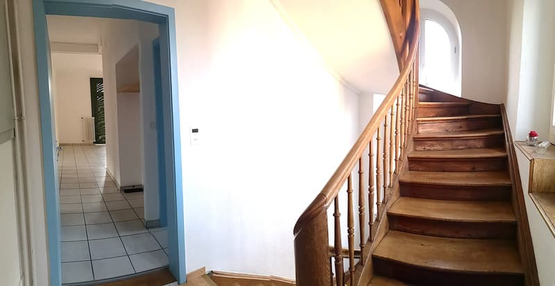 Magnifique maison individuelle ou plurifamiliale avec garage, places de parc, terrasses, jardin (29)