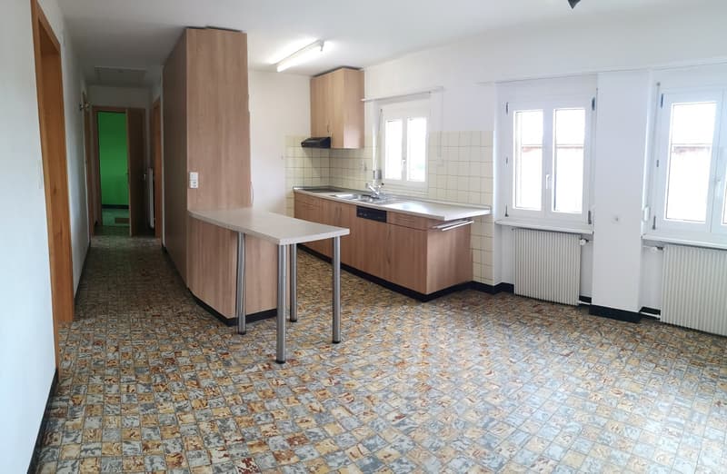 Deux maisons à rénover en partie sur parcelle de 3253m2, avec garage/atelier (35)