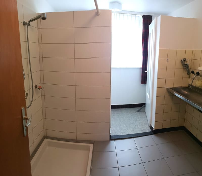 Deux maisons à rénover en partie sur parcelle de 3253m2, avec garage/atelier (26)