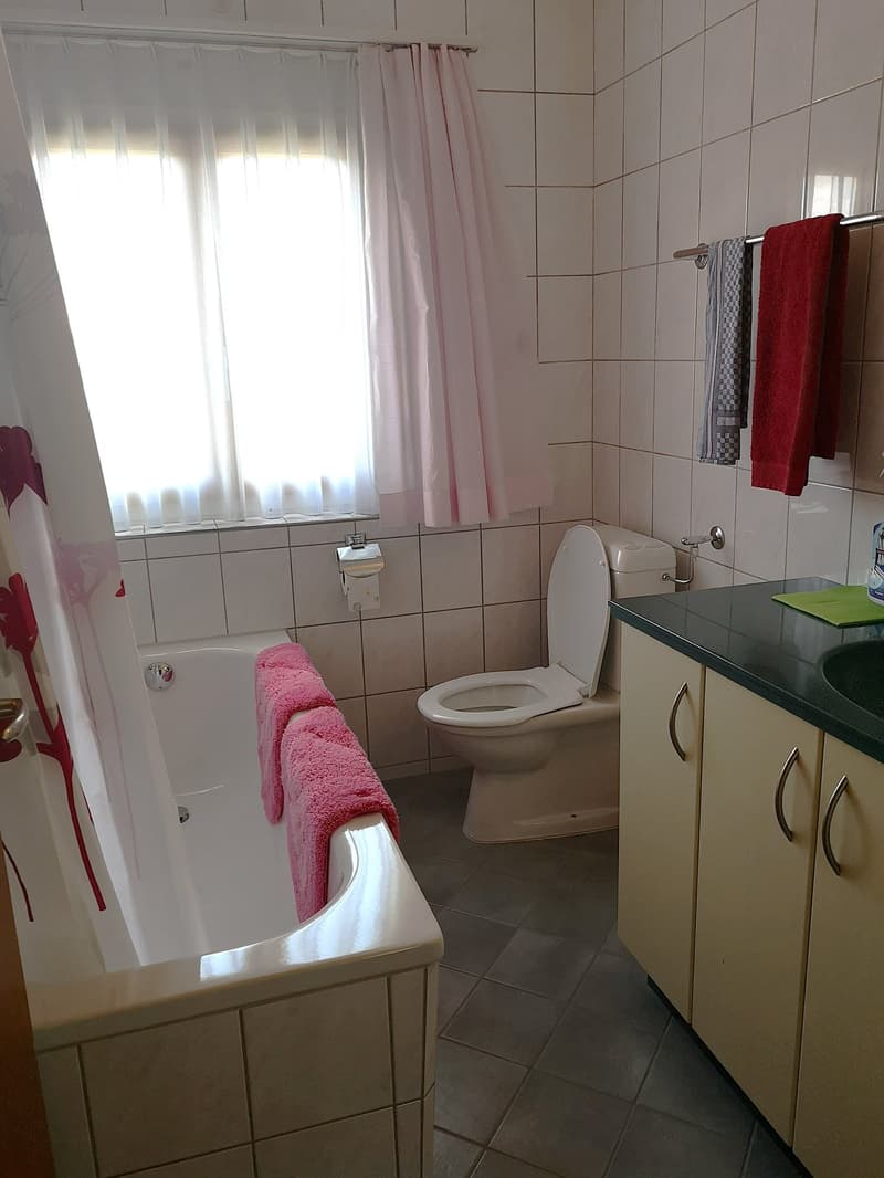 Deux maisons à rénover en partie sur parcelle de 3253m2, avec garage/atelier (22)