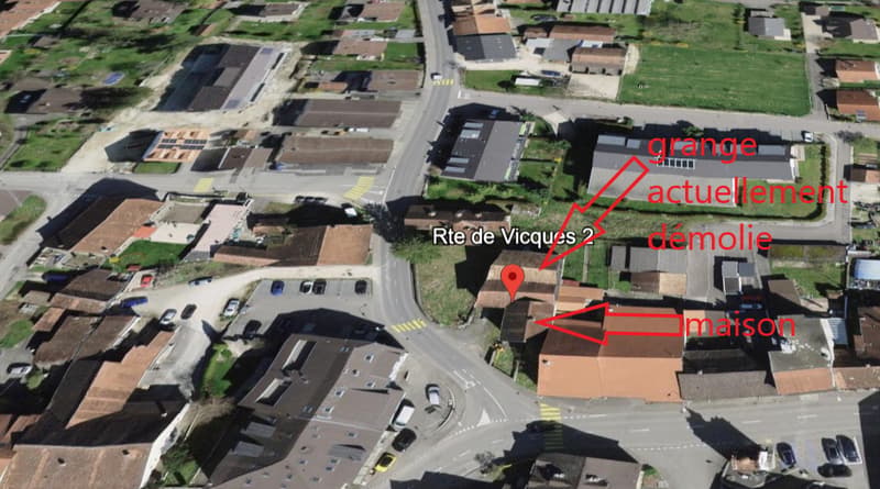 Maison individuelle à rénover complément au centre du village (10)