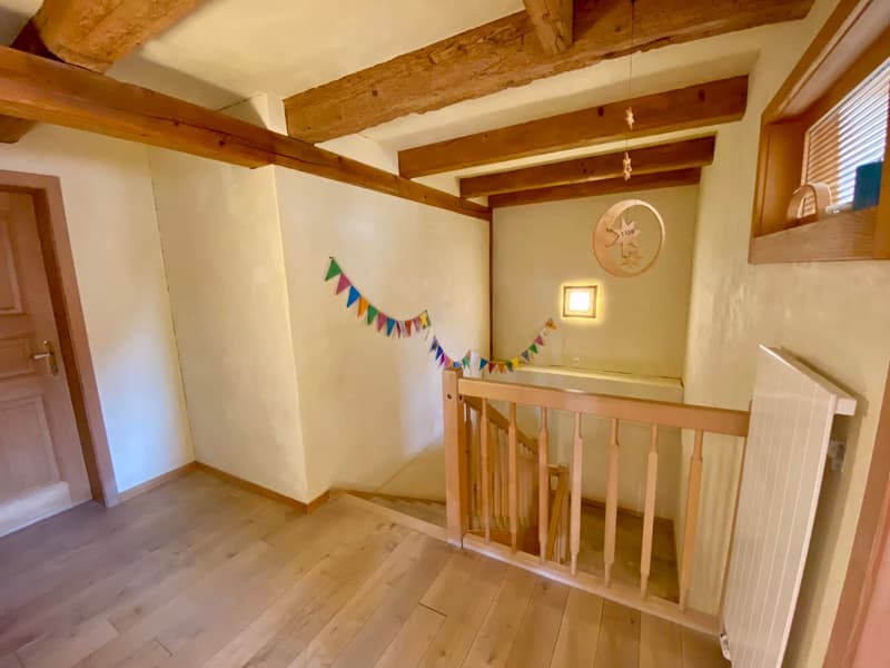 Spacieuse maison avec jardin, garage, grange / Geräumiges Haus mit Garten, Garage, Scheune (28)