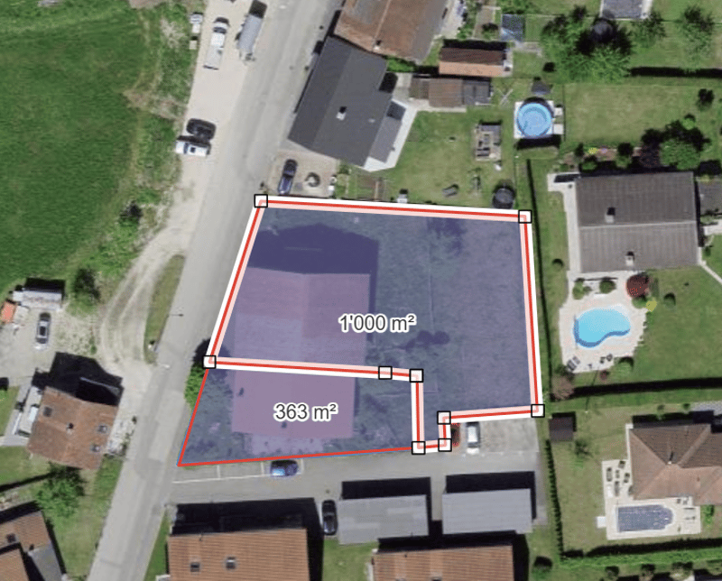 Grand terrain à bâtir avec ancienne grange, libre de suite (9)
