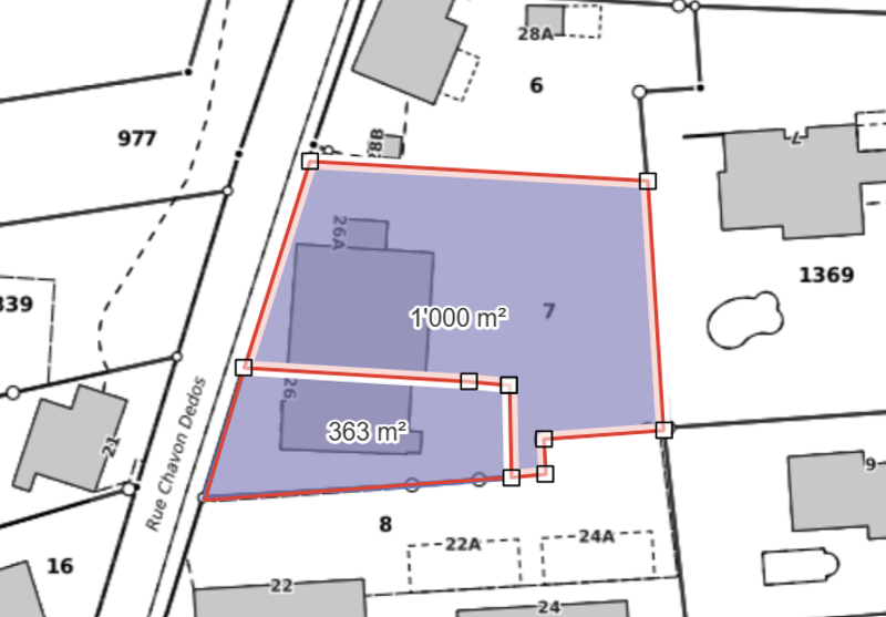 Grand terrain à bâtir avec ancienne grange, libre de suite (8)