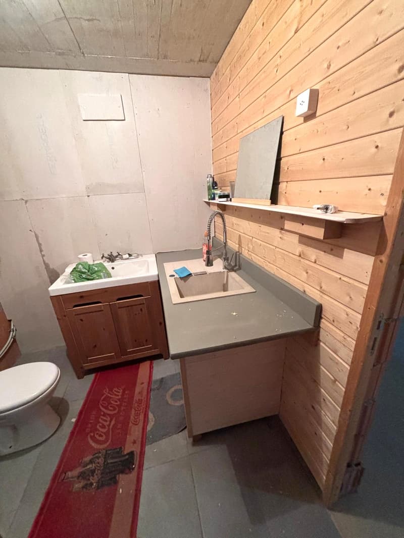 Grande maison familiale de 8,5 pièces à Lajoux, possibilité gestion chambres d'hôtes (63)