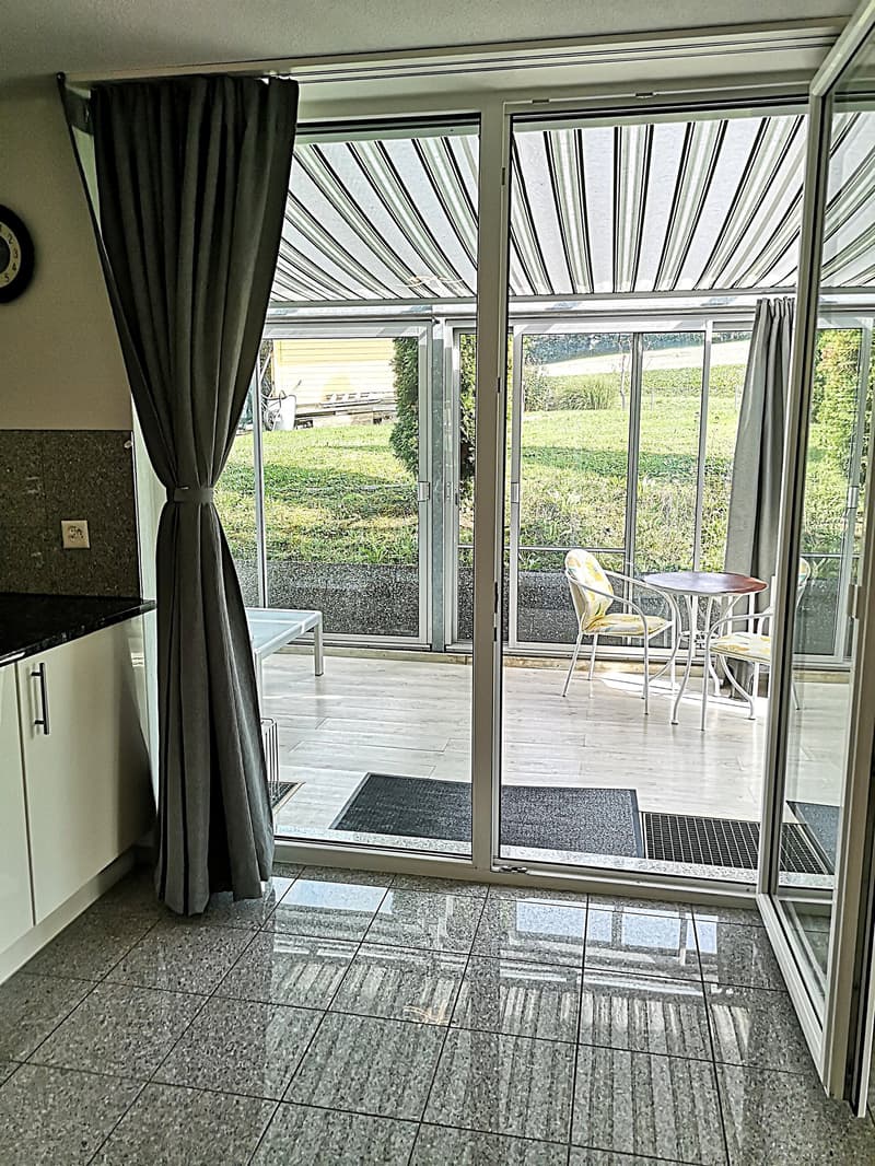 Baisse de prix : maison avec deux appartements loués et un appartement pour le propriétaire (12)