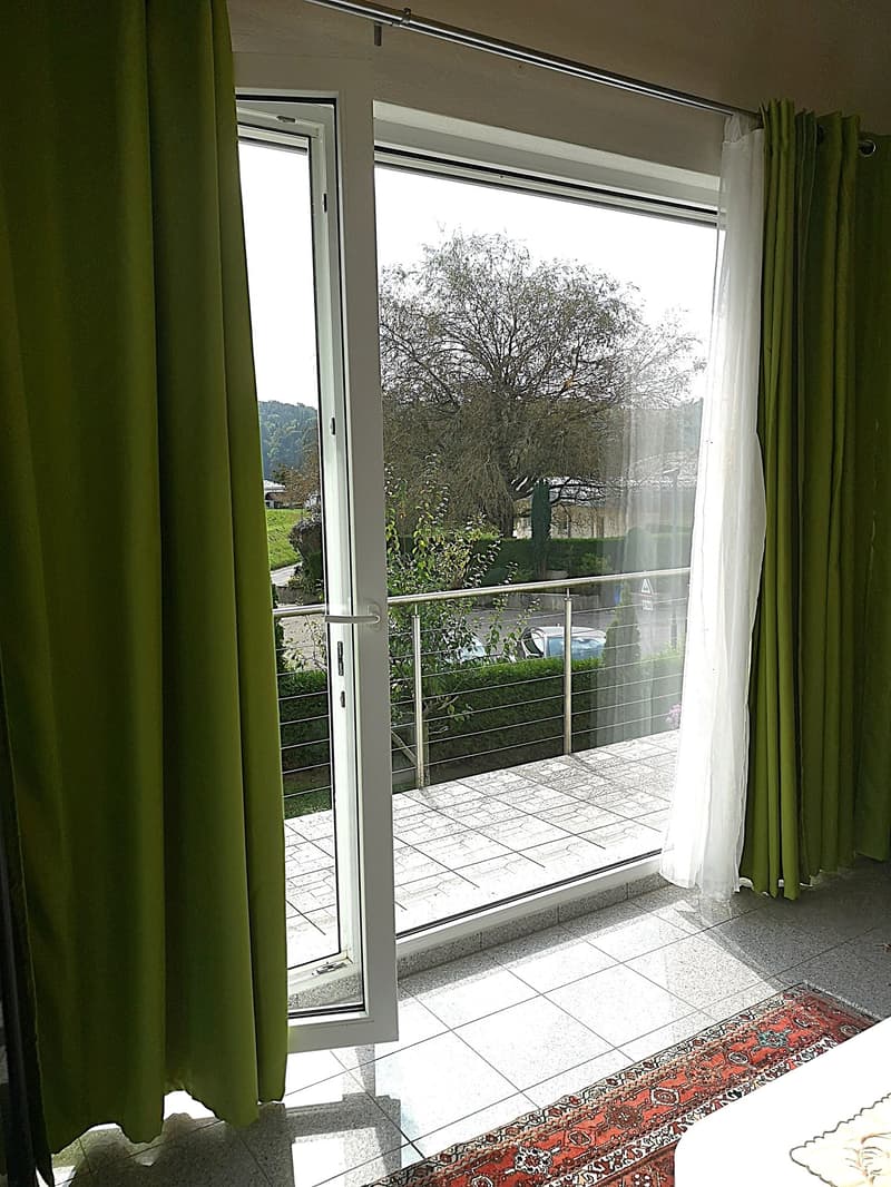 Baisse de prix : maison avec deux appartements loués et un appartement pour le propriétaire (22)