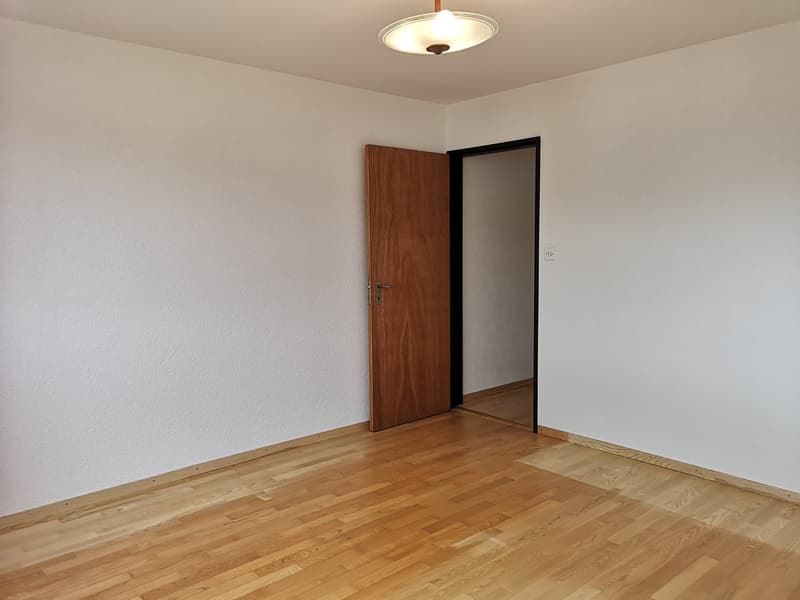 A vendre à Delémont : appartement 3.5 pièces, avec garage privé, vue sur la ville (23)