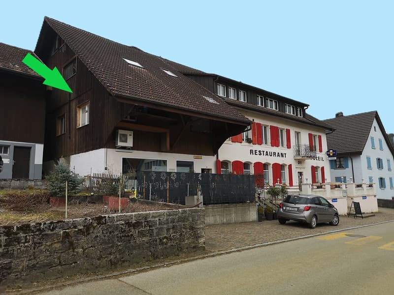 Baisse de prix : grand duplex au centre du village avec garage et atelier, libre de suite (2)