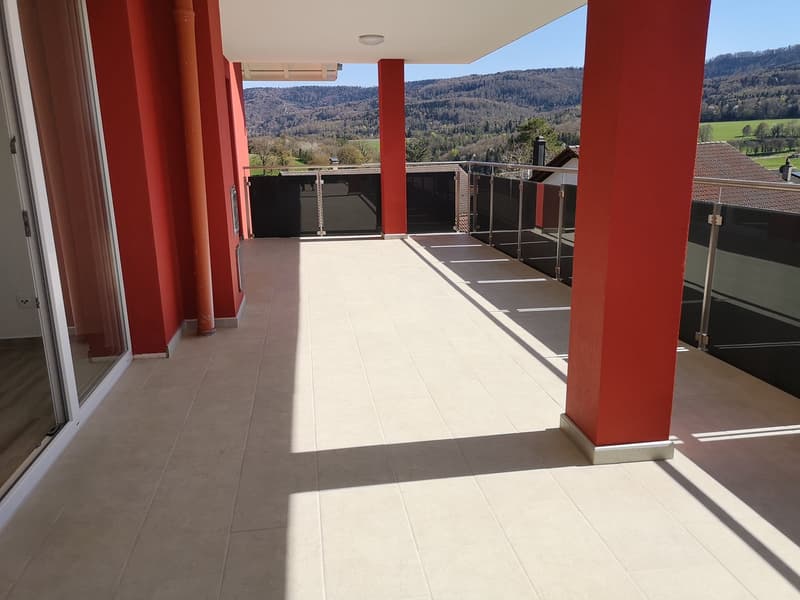 Appartement neuf au 1er étage avec terrasse couverte, avec vue. (14)