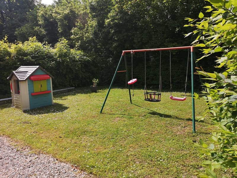 Magnifique duplex soigné de 4,5 pièces à Cudrefin, proche du lac (9)
