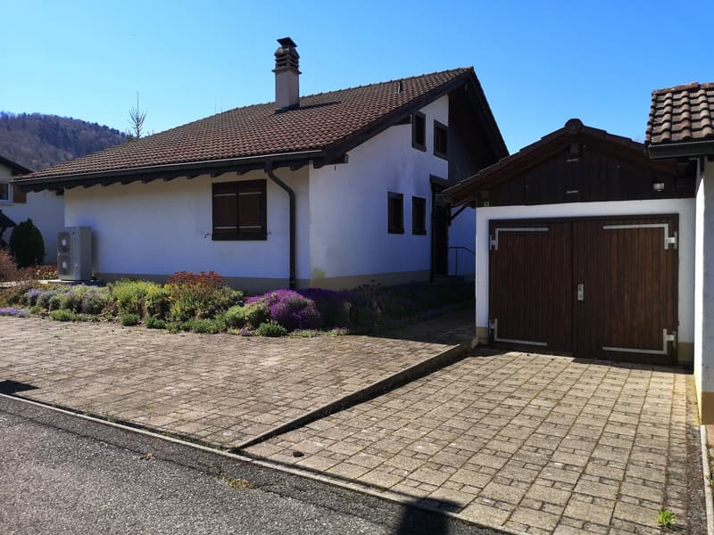 Baisse de prix : maison 5.5pces, env. 120m2, terrain 802m2, avec garage, places de parc, terrasse (2)