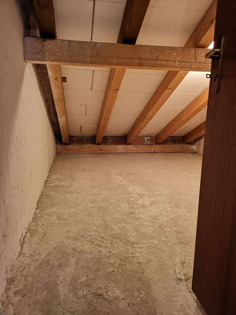 Baisse de prix : maison 5.5pces, env. 120m2, terrain 802m2, avec garage, places de parc, terrasse (34)