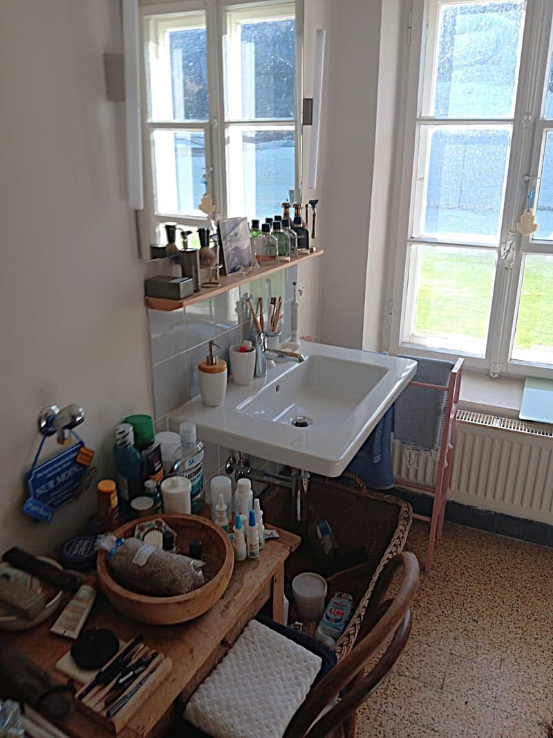 Maison multifonctionnelle avec 3 appartements, carnotzet et jardin (30)