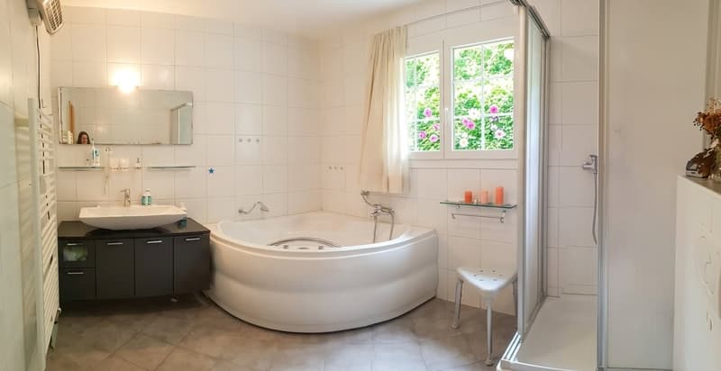 Spacieux appartement de 5.5 pièces à vendre à Soyhières avec grand balcon de 35m2 (23)