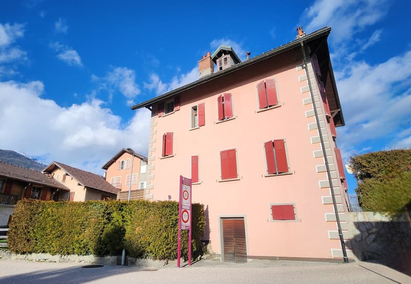 Maison villageoise à Grimisuat avec possibilité de faire deux ou trois appatements (4)
