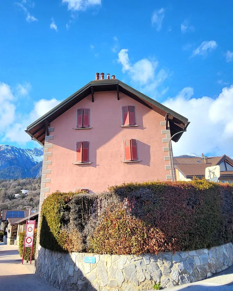 Maison villageoise à Grimisuat avec possibilité de faire deux ou trois appatements (3)