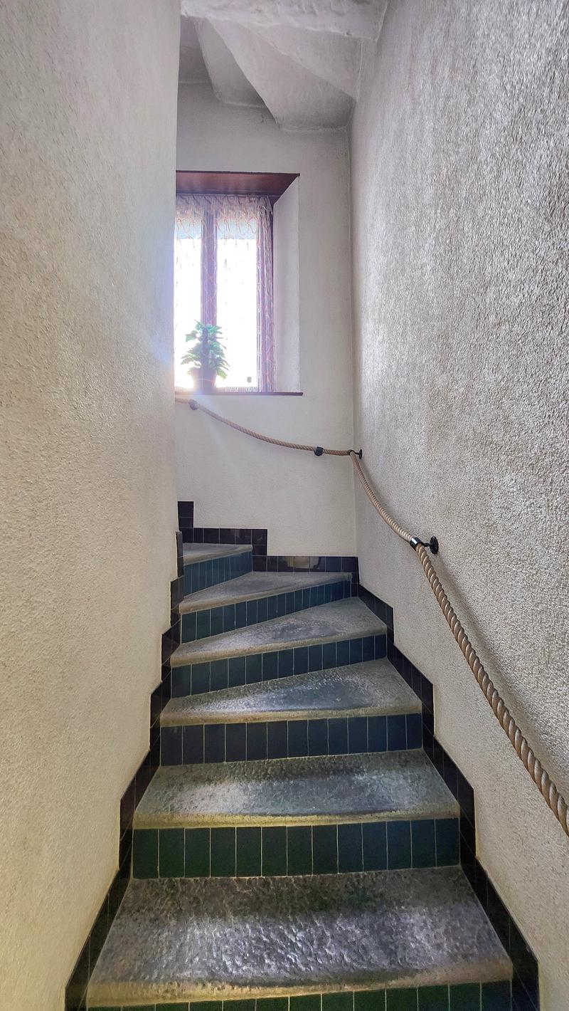 Maison villageoise à Grimisuat avec possibilité de faire deux ou trois appatements (12)