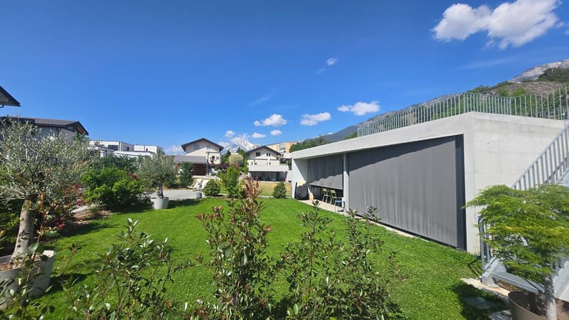 Villa contemporaine dans un quartier calme de Grimisuat (3)