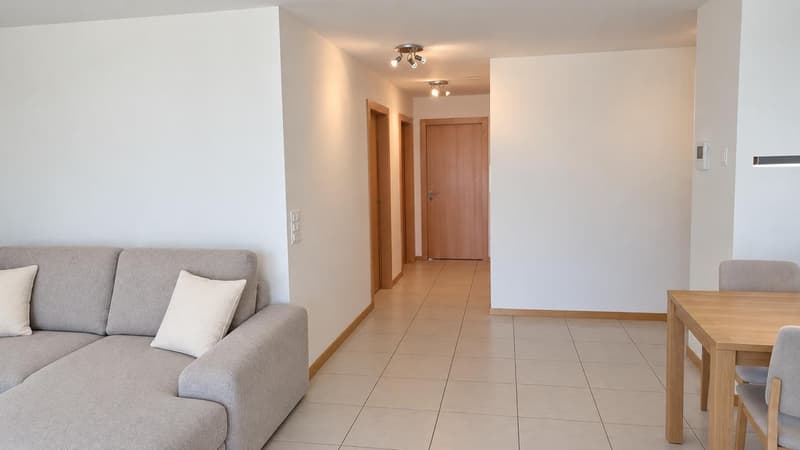 Spacieux appartement avec terrasse de 4.5 pièces à Grimisuat – Vue et calme assurés (11)